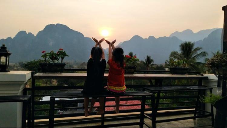 Sd View Hotel Vang Vieng Exterior foto