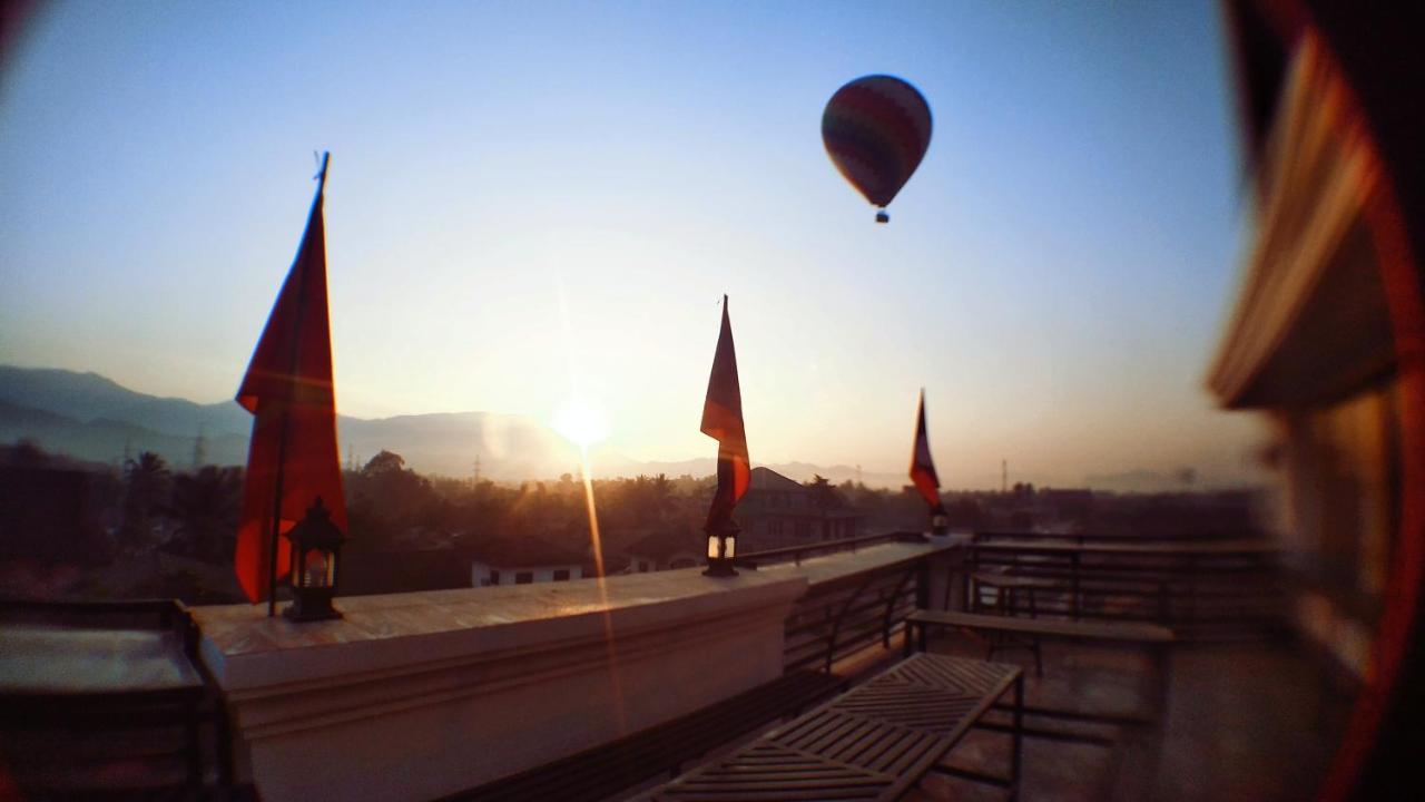 Sd View Hotel Vang Vieng Exterior foto